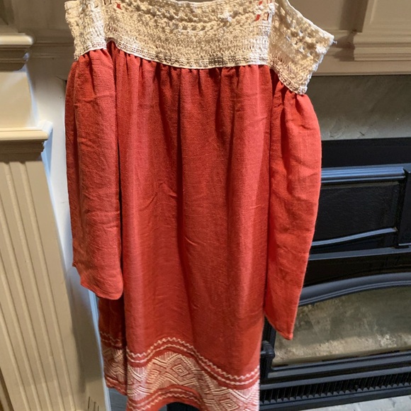 Coral off the shoulder linen dress - Picture 3 of 8
